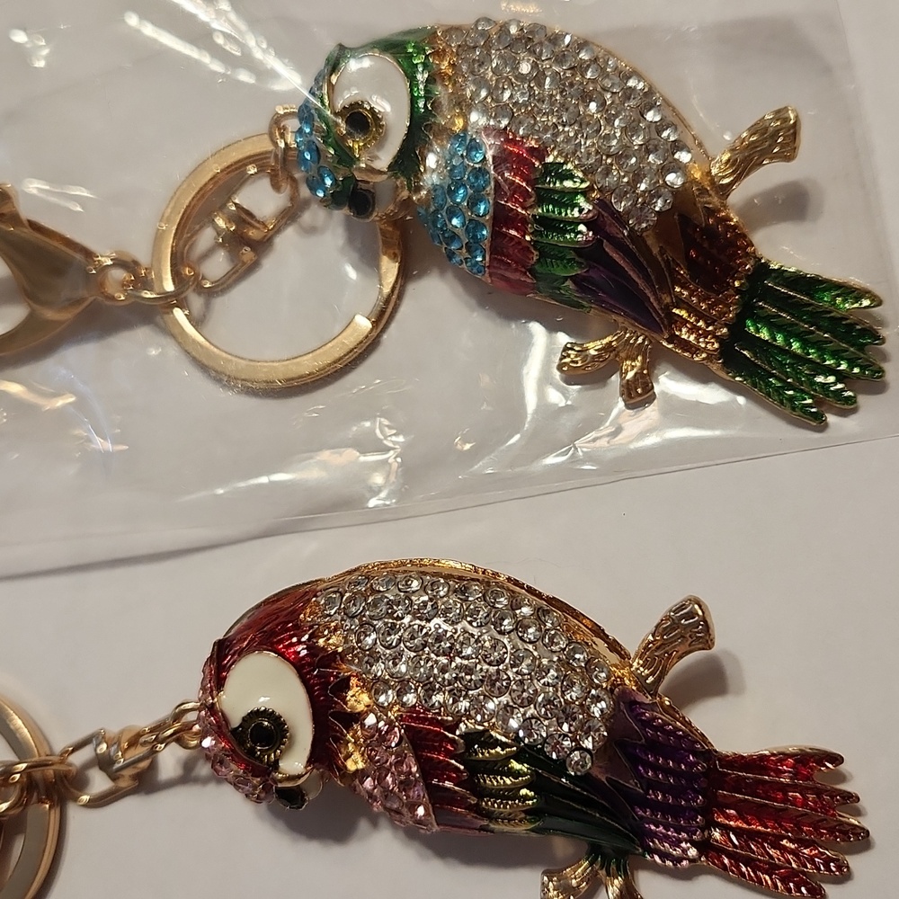 OWL 🦉perched Rhinestones charm/keyring.  1 pc